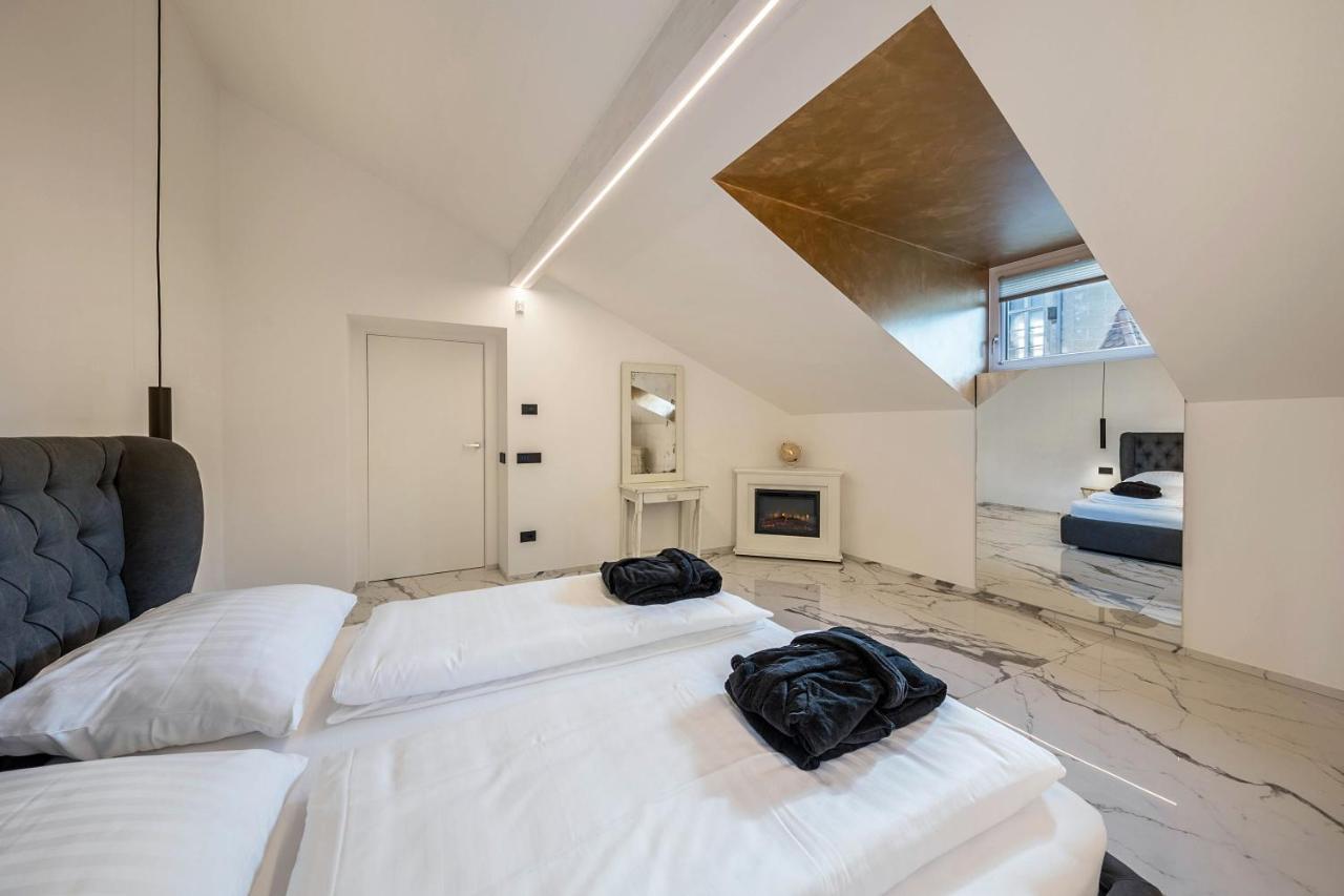 App 301 Palazzo Cavour Lejlighed Bolzano Eksteriør billede