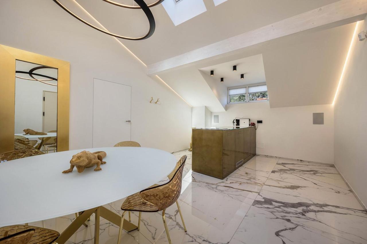 App 301 Palazzo Cavour Lejlighed Bolzano Eksteriør billede